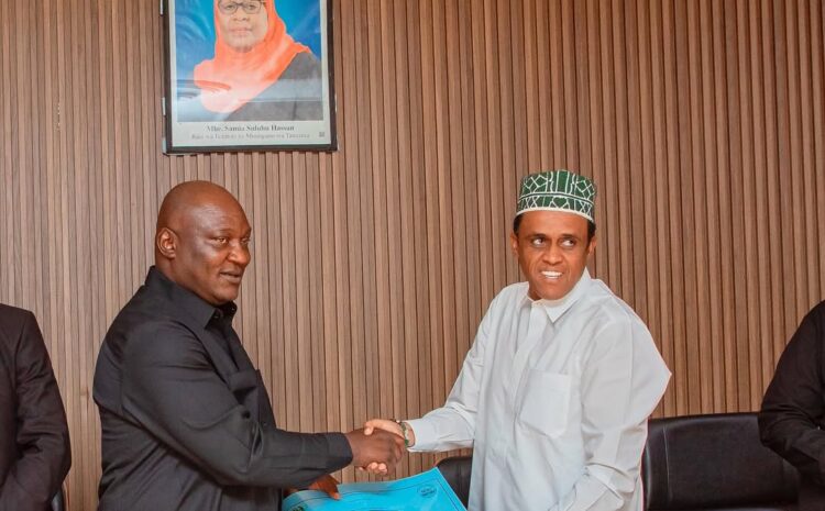  Mhe. Bashe Akikabidhi Ofisi ya Waziri wa Kilimo